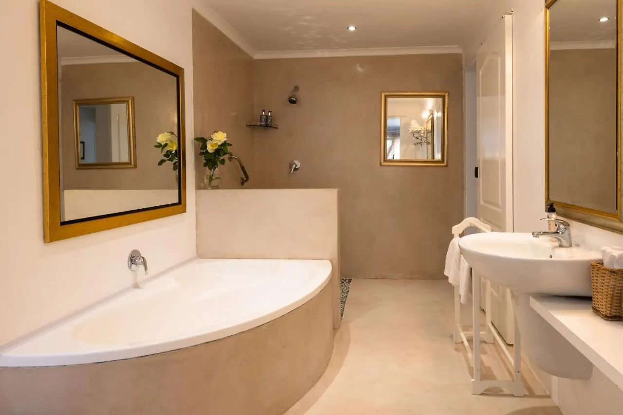 Cape Pillars Boutique Hotel Durbanville 4*,